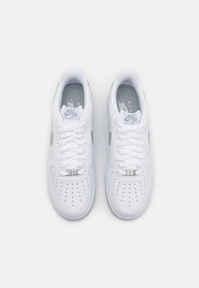 Nike Sportswear Nike Sportswear AIR FORCE 1 '07 - Trainers Exklusivangebot