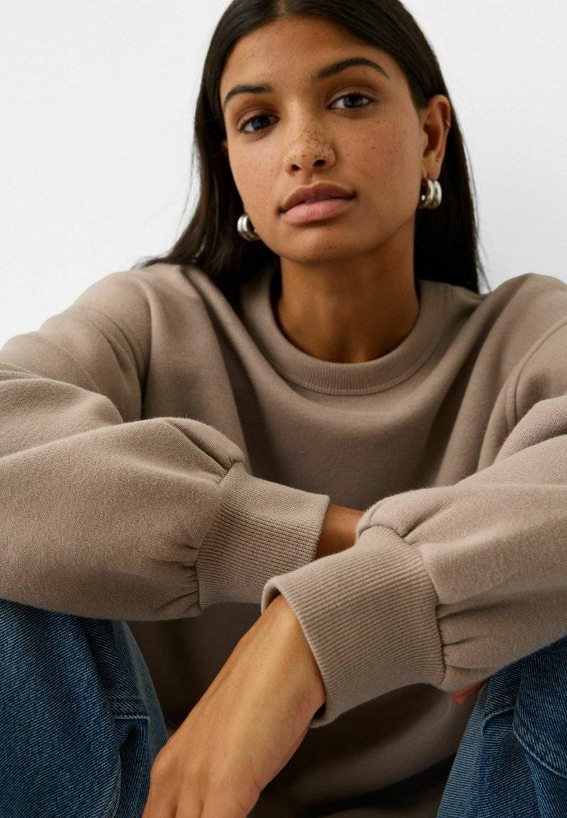Bershka Bershka Sweatshirt - sand Neueste Stile