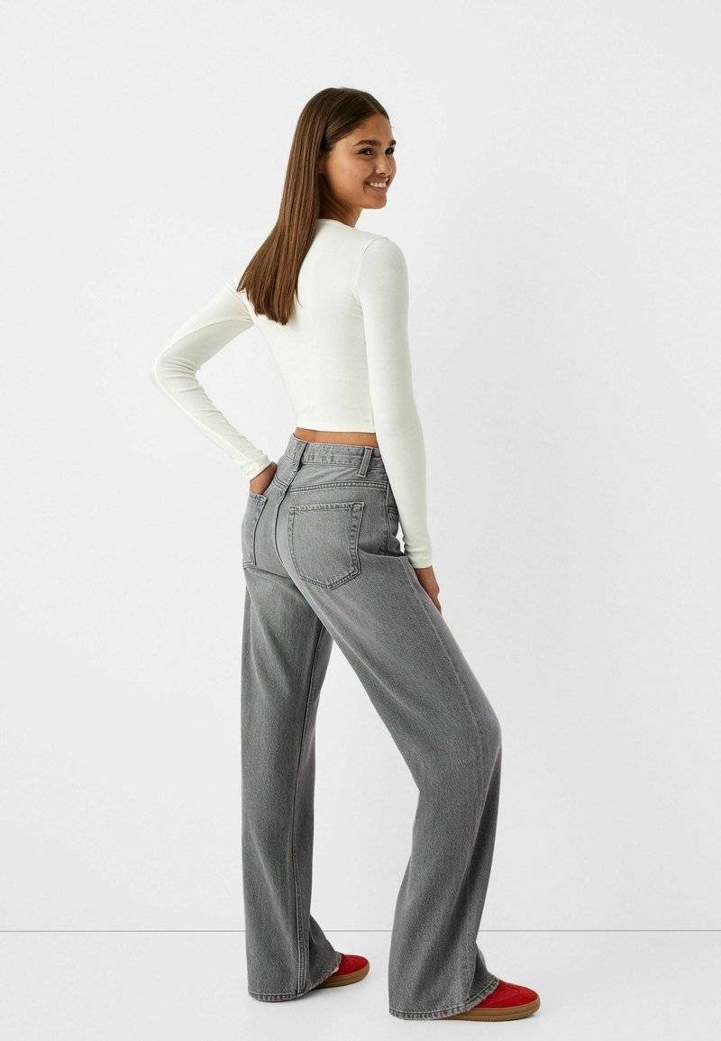 Bershka Bershka Flared Jeans - mottled dark grey Bis zu 60% Rabatt