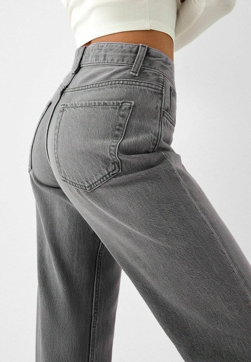 Bershka Bershka Flared Jeans - mottled dark grey Bis zu 60% Rabatt