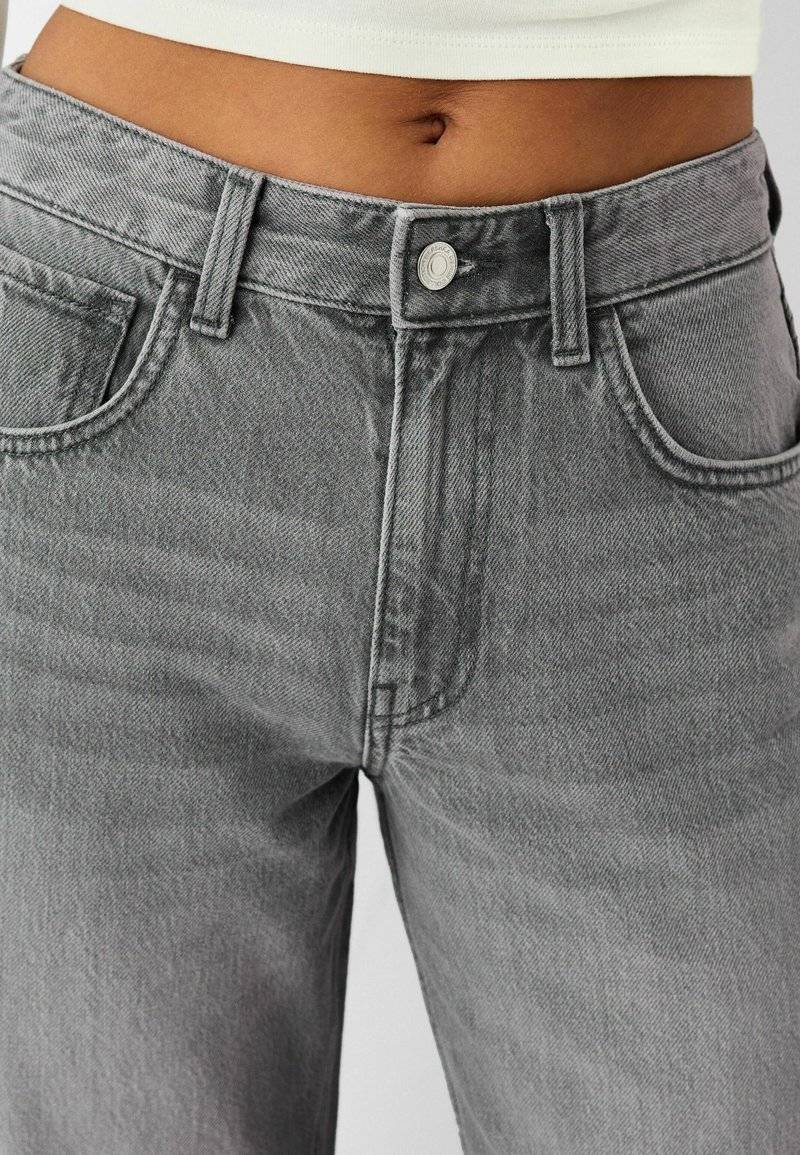 Bershka Bershka Flared Jeans - mottled dark grey Bis zu 60% Rabatt
