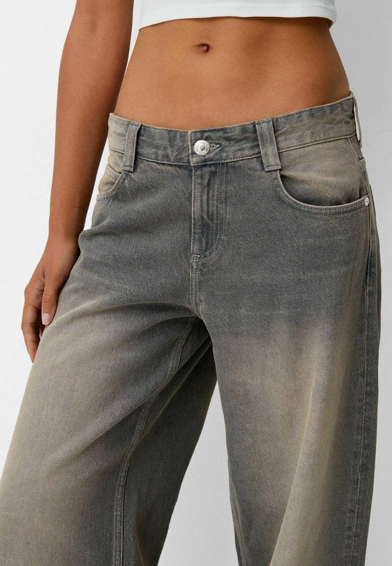 Bershka Bershka BALLOON FIT - Relaxed fit jeans - mottled dark grey Vierteljährliche Förderung