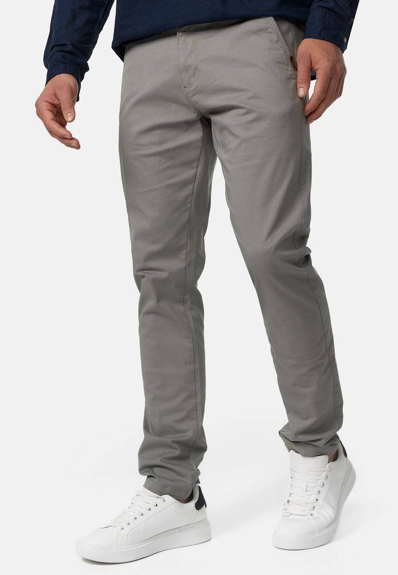 INDICODE JEANS INDICODE JEANS CHERRY - Chinos - light grey 50% Rabatt mit kostenlosem Versand