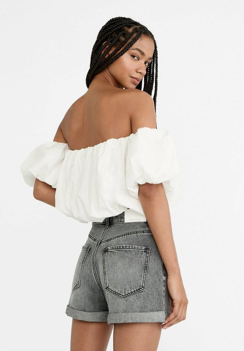 Stradivarius Stradivarius MOM - Denim shorts - grey denim Kostenloser Versand international