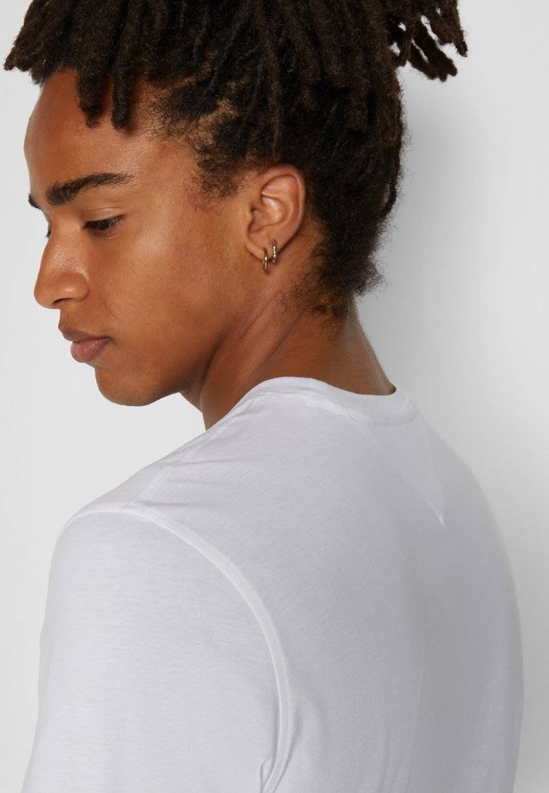 Tommy Jeans Tommy Jeans SLIM TEE - Basic T-shirt - classic white Auslauf
