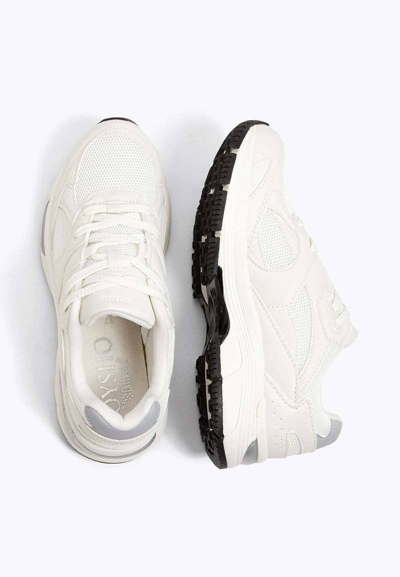 OYSHO OYSHO RETRO RUNNING - Training shoe - white Limitierter Zeitrabatt