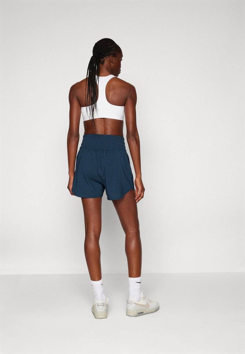 Nike Performance Nike Performance ONE - Sports shorts Sonderangebot