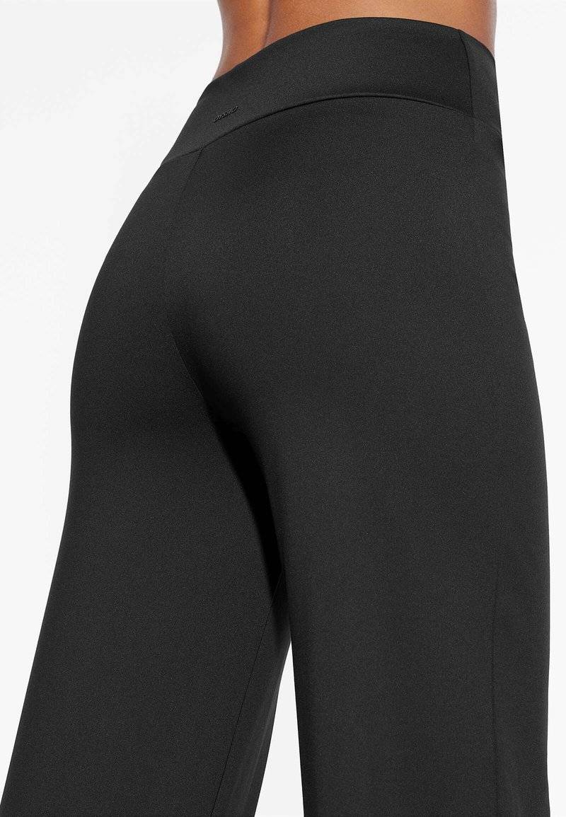 OYSHO OYSHO HIGH-RISE COMFORTLUX STRAIGHT-LEG - Trousers - black Rabatt