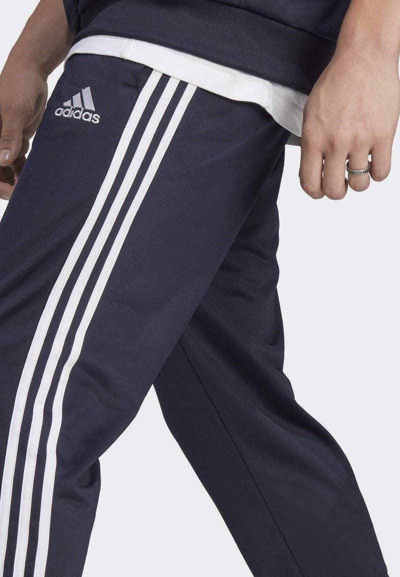 adidas Sportswear adidas Sportswear BASIC 3-STRIPES TRICOT TRACK SUIT - Tracksuit Black Friday