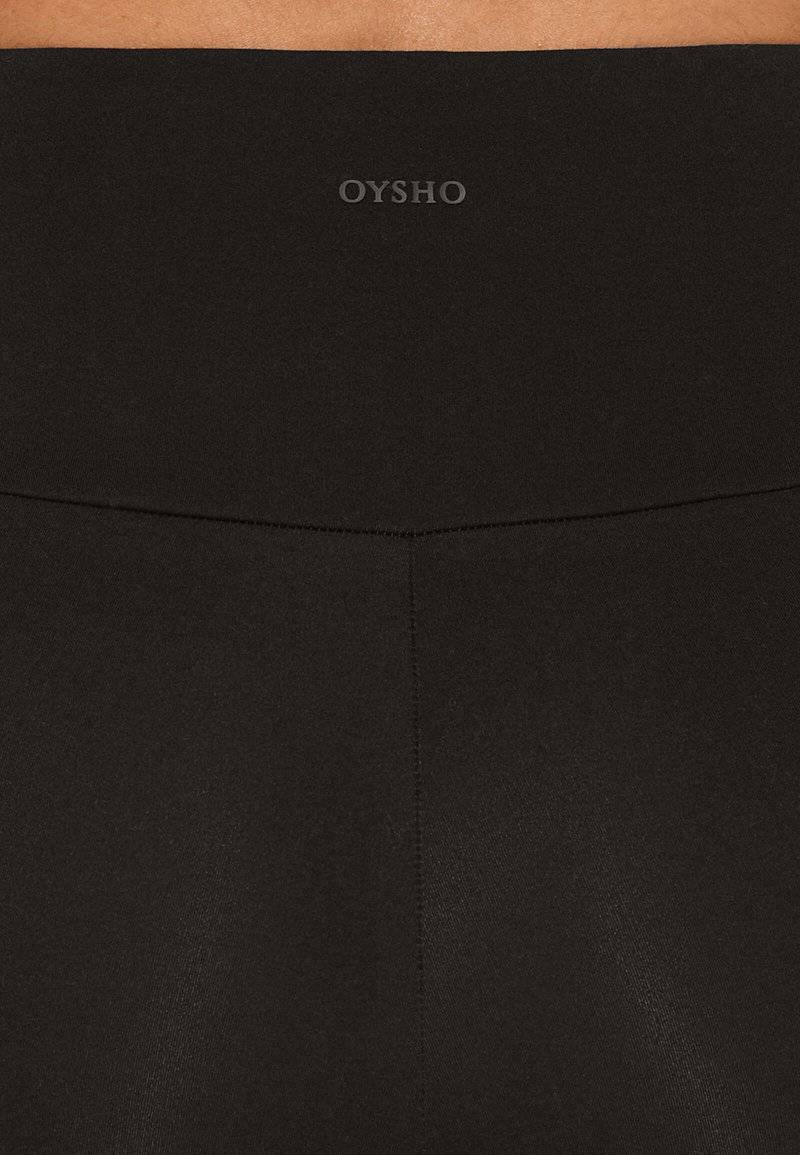 OYSHO OYSHO COMFORTLUX HIGH-RISE BIKER 20cm - Leggings - black Weihnachtsangebot