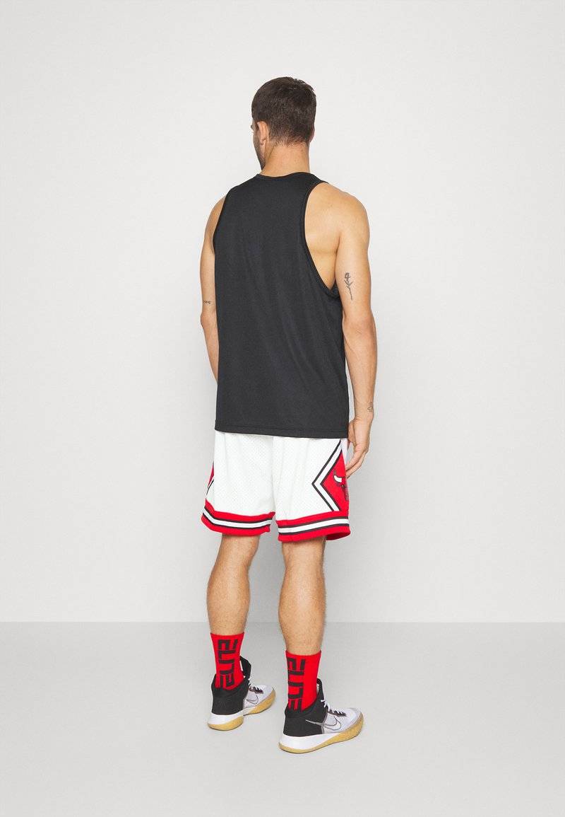 Mitchell & Ness Mitchell & Ness NBA CHICAGO BULLS SWINGMAN SHORT - Sports shorts - white Kostenloser Versand international