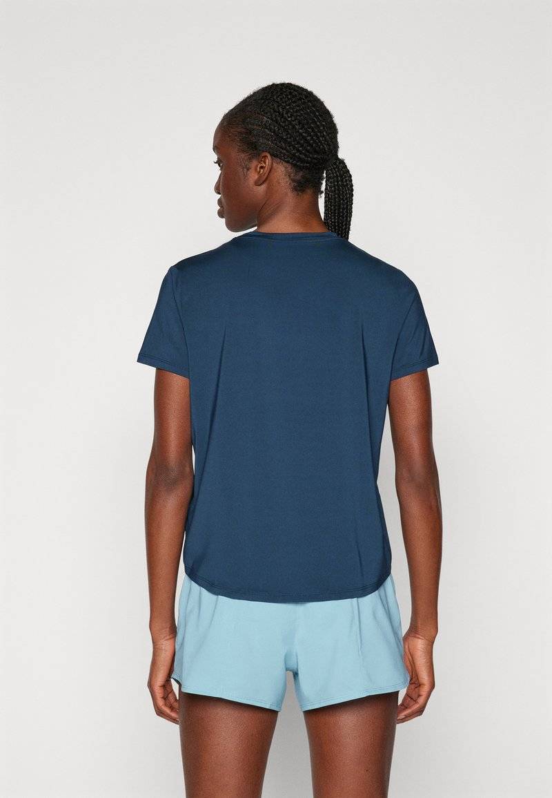 Nike Performance Nike Performance ONE CLASSIC TOP - Sports T-shirt Begrenzt auf 3 Tage