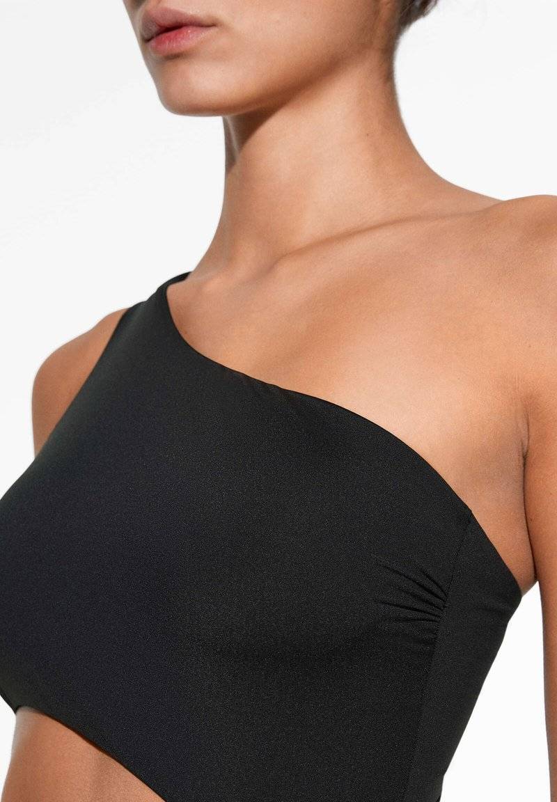 OYSHO OYSHO ASYMMETRIC - Swimsuit - black Hotsell