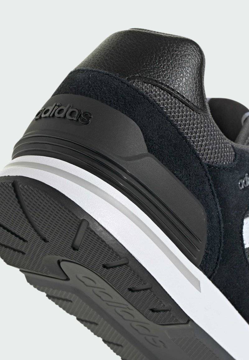 adidas Sportswear adidas Sportswear 80S - Trainers - core black cloud white grey six Sonderangebot