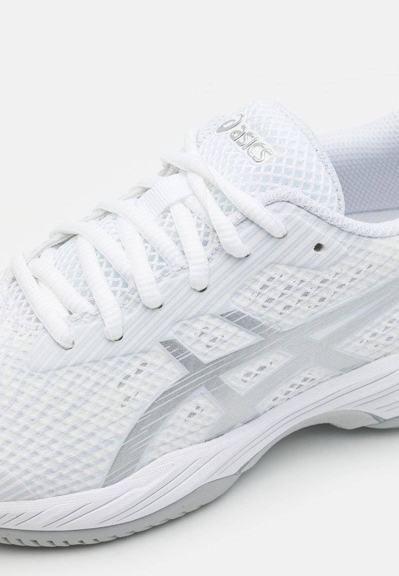 ASICS ASICS GEL-GAME 9 - Multicourt tennis shoes Versandkostenfrei