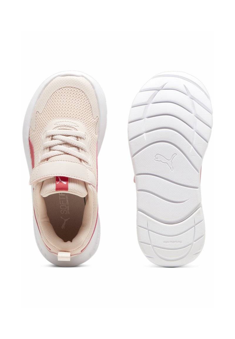 Puma Puma EVOLVE - Stability running shoes - island pink white tart cherry Flash Sale