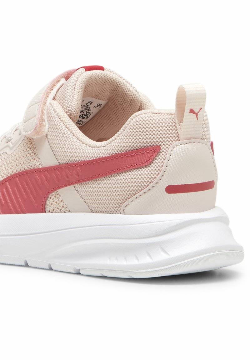 Puma Puma EVOLVE - Stability running shoes - island pink white tart cherry Flash Sale