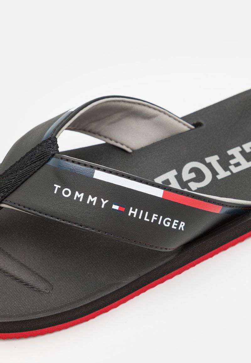 Tommy Hilfiger Tommy Hilfiger COMFORT - Pool slides - black Online Shopping