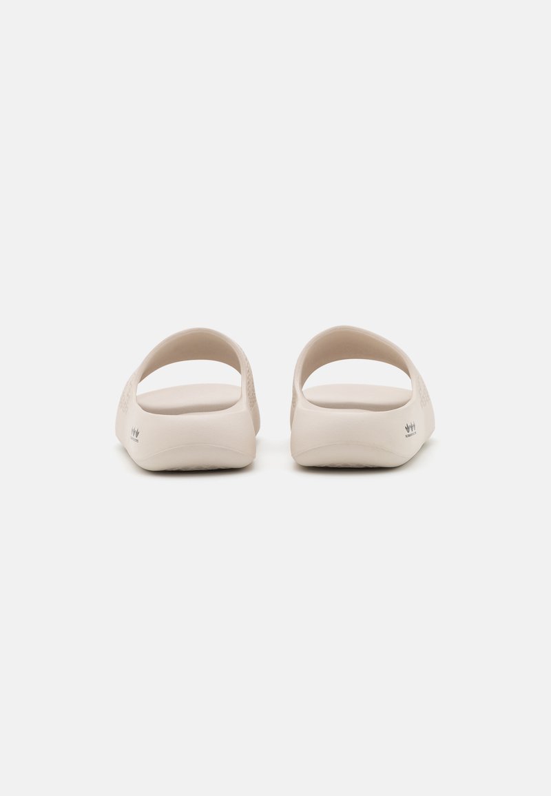 adidas Originals adidas Originals ADILETTE AYOON - Mules - beige Weihnachtsangebot