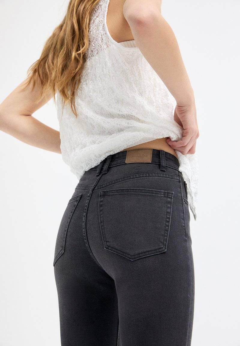 PULL&BEAR PULL&BEAR BASIC MOM COMFORT - Straight leg jeans - black Riesige Rabatte