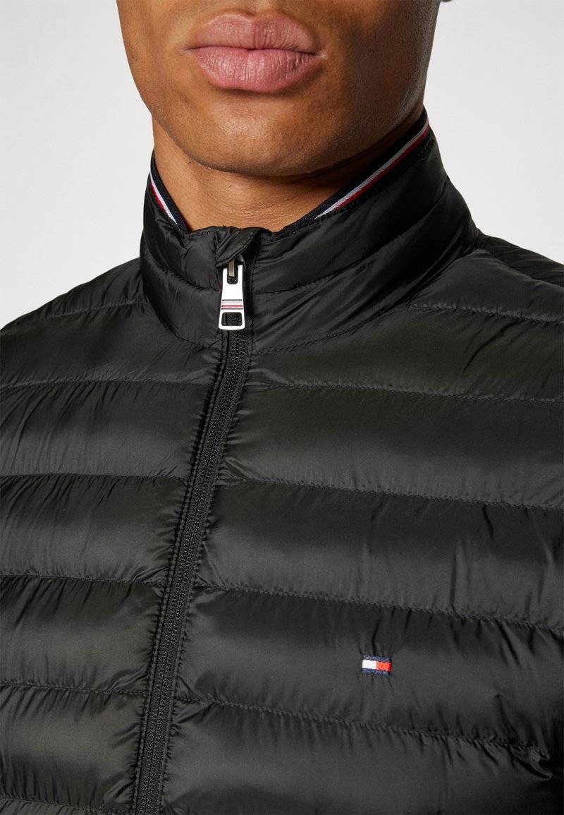 Tommy Hilfiger Tommy Hilfiger PACKABLE - Light jacket - black zollfrei
