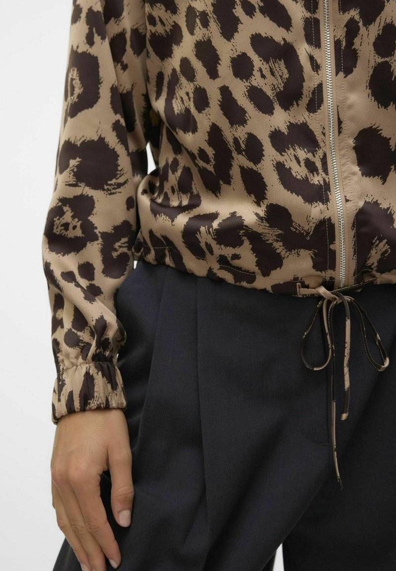 Vero Moda Vero Moda VMMERLE MANTEL - Summer jacket - silver mink Hotsell