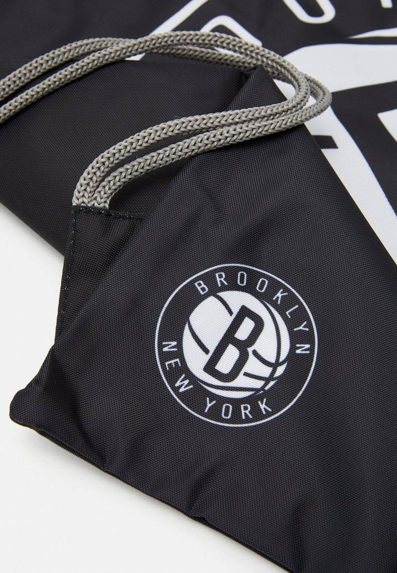 NBA NBA NBA BROOKLYN NETS GYM SACK - Drawstring sports bag - black Vatertagsangebot
