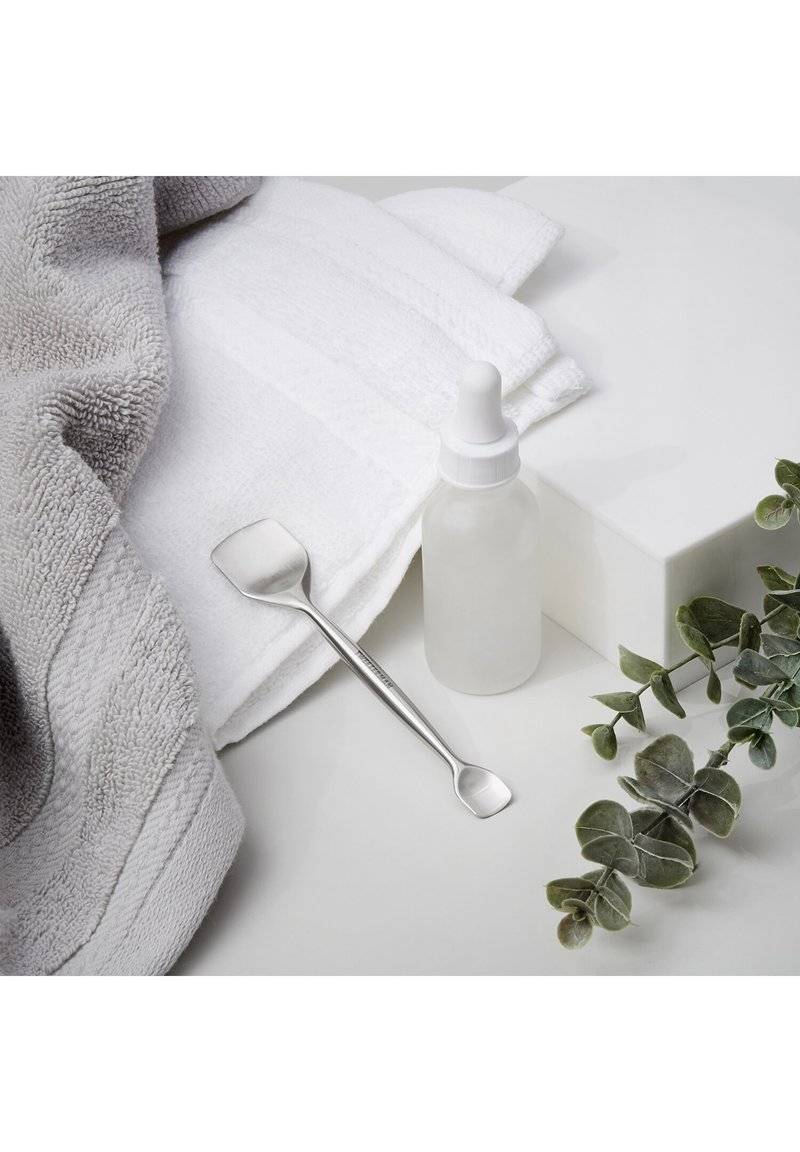 TWEEZERMAN TWEEZERMAN PORE PREP TOOL - Skincare tool - silver Super Sparpreis