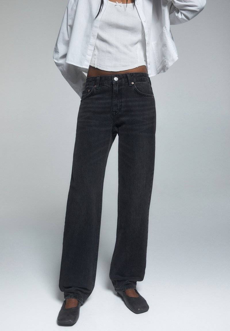 PULL&BEAR PULL&BEAR MID-WAIST - Straight leg jeans - black Limitierter Zeitrabatt