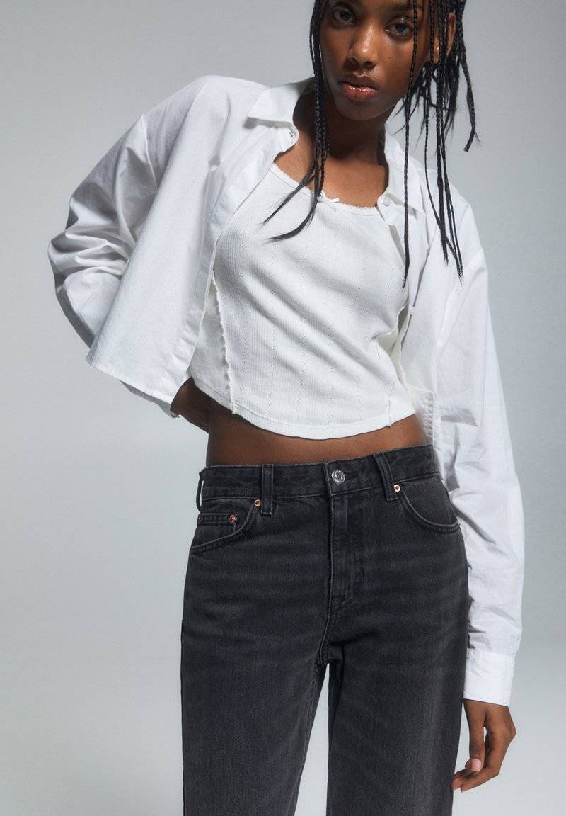 PULL&BEAR PULL&BEAR MID-WAIST - Straight leg jeans - black Limitierter Zeitrabatt