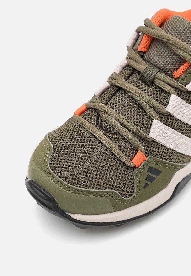 Adidas Terrex Adidas Terrex AX2R HIKING SHOES - Hiking shoes Bis zu 50% Rabatt