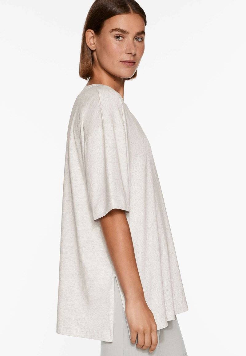 OYSHO OYSHO SHORT SLEEVE - Basic T-shirt - mottled light grey Nur für heute