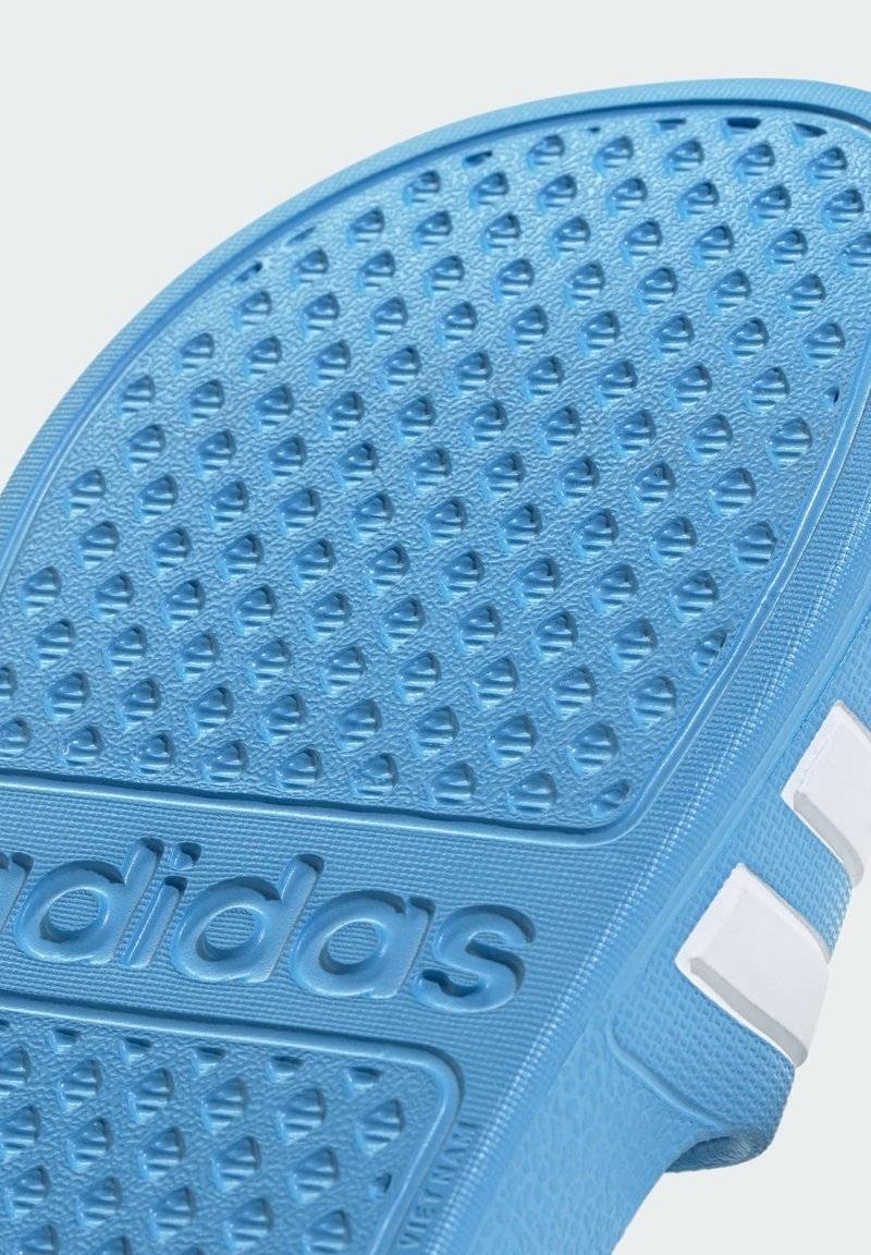 adidas Performance adidas Performance ADILETTE AQUA - Pool slides - blue burst cloud white blue burst Black Friday Preise