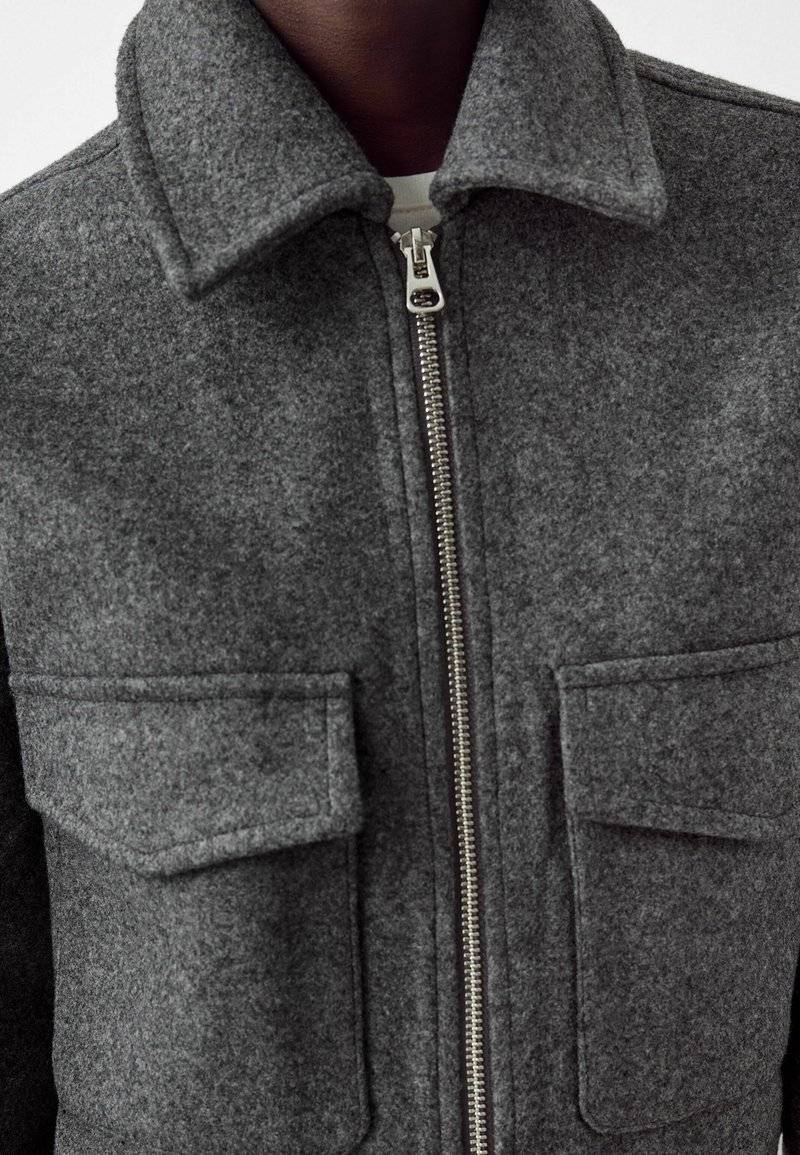 Bershka Bershka Summer jacket - blue grey Preisnachlass