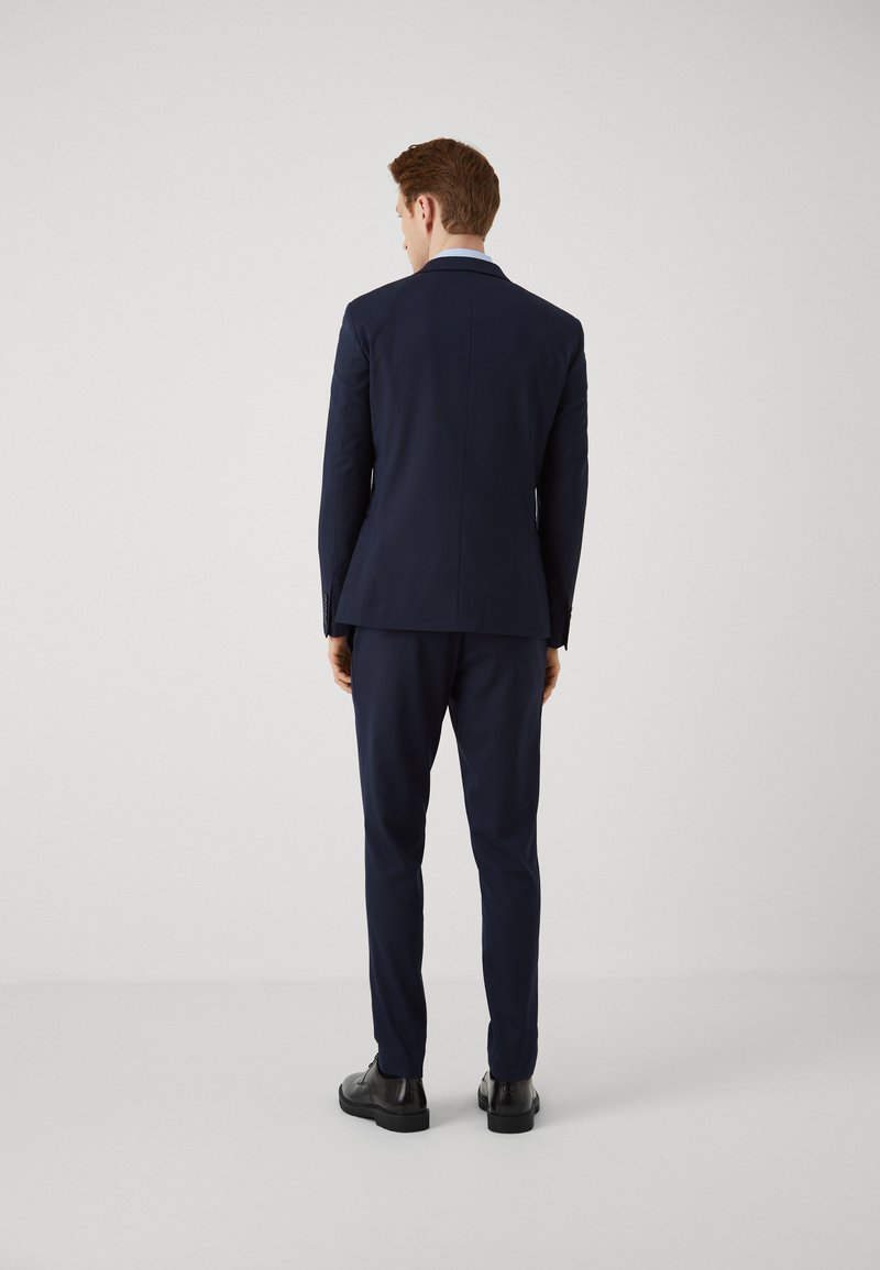 Isaac Dewhirst Isaac Dewhirst BASIC PLAIN SUIT SET - Suit - dark blue Cyber Monday