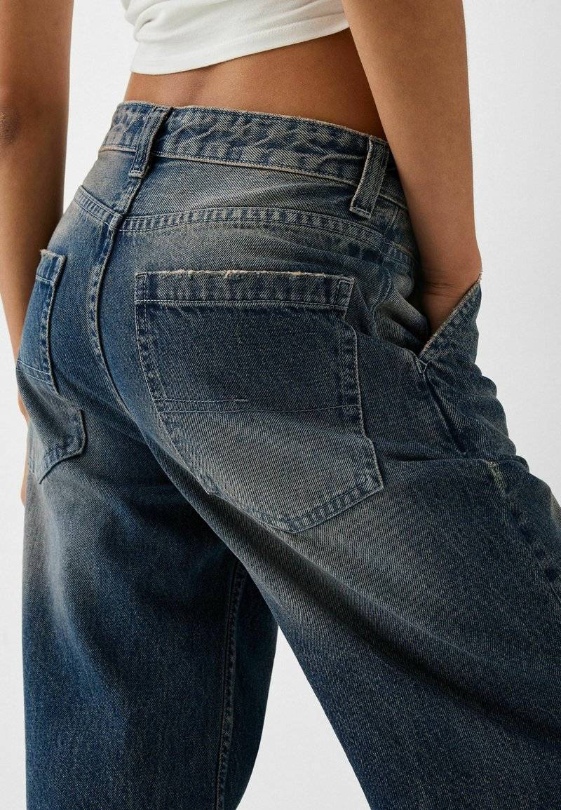 Bershka Bershka Relaxed fit jeans - dark blue Jubiläumsangebot