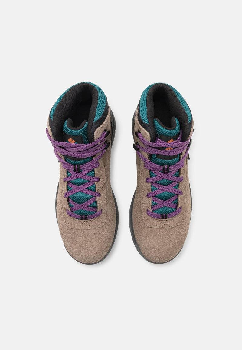 Columbia Columbia NEWTON RIDGE - Hiking shoes Begrenzt auf 3 Tage