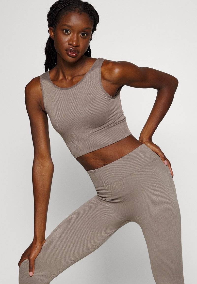 ONLY Play ONLY Play ONPJAIA LIFE SEAM SHORT - Top - brown zollfrei