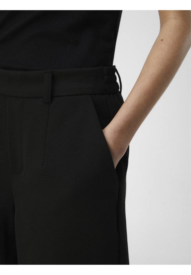 Object Object OBJLISA MW WIDE NOOS - Shorts - black Exklusivangebot