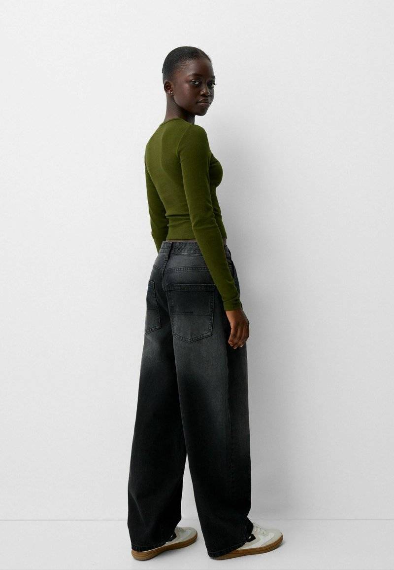 Bershka Bershka LONG SLEEVE - Long sleeved top - green Preisnachlass