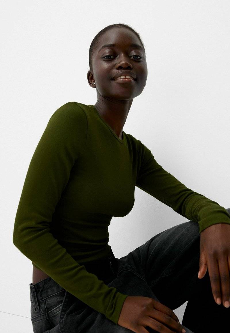 Bershka Bershka LONG SLEEVE - Long sleeved top - green Preisnachlass