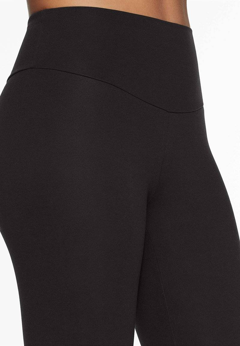 OYSHO OYSHO COMFORTLUX HIGH-RISE  - Leggings - Trousers - black Heißer Verkauf