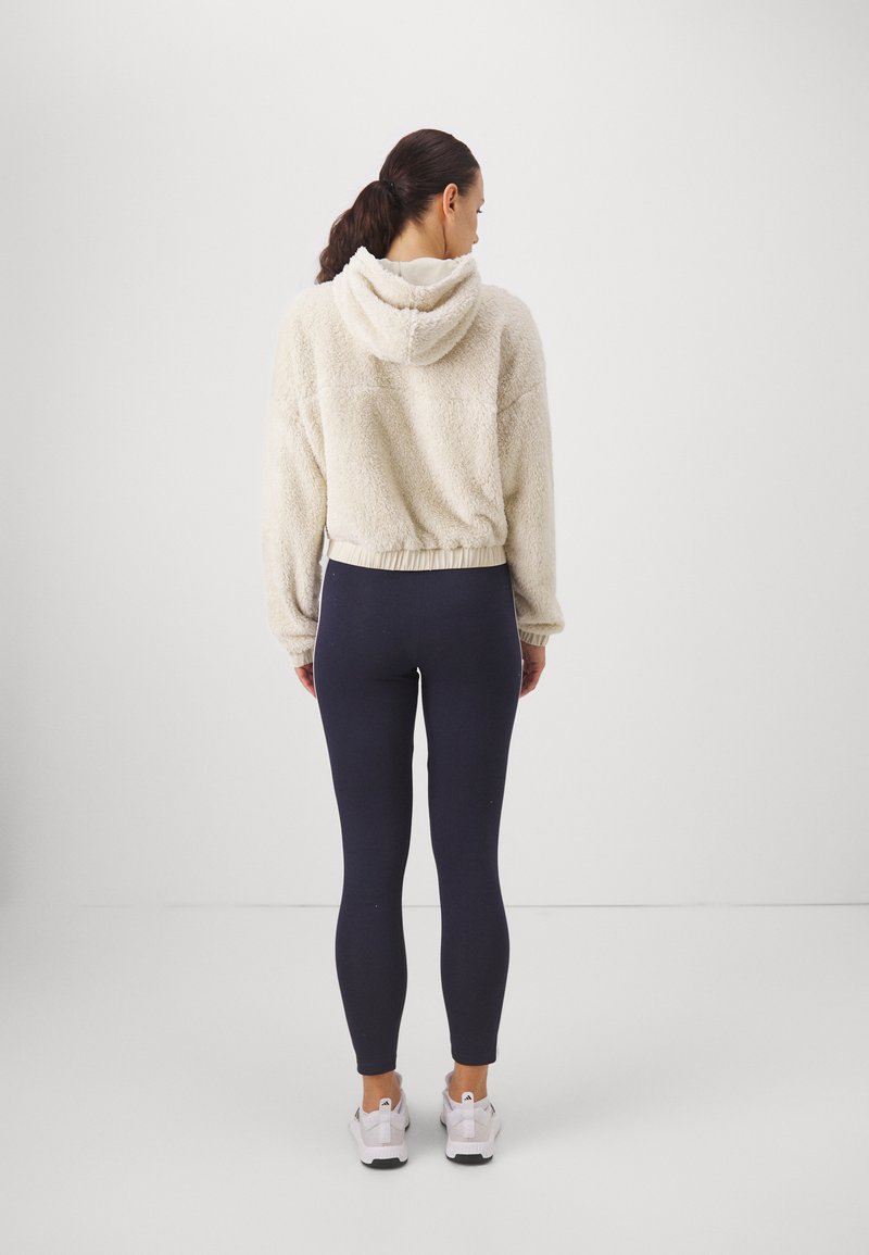 adidas Sportswear adidas Sportswear ESSENTIALS 3 STRIPES HIGH WAISTED - Leggings Top Angebot
