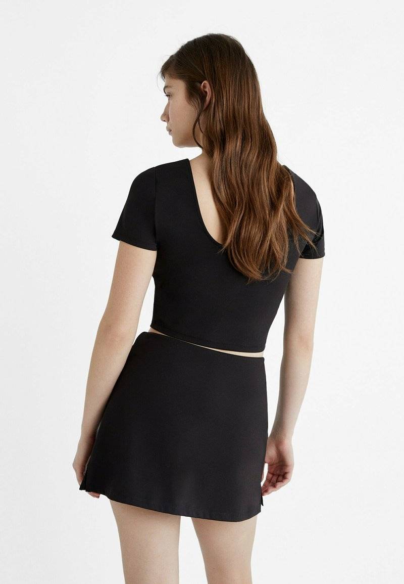 Stradivarius Stradivarius Mini skirt - black Neueste Mode