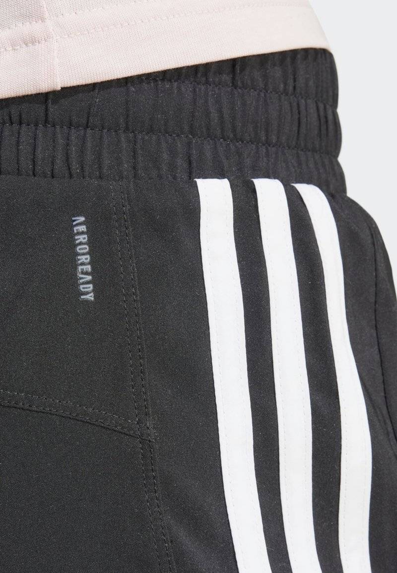adidas Performance adidas Performance PACER 3-STRIPES WOVEN - Sports shorts - black Blitzangebot