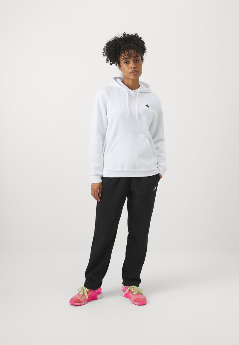 adidas Sportswear adidas Sportswear ESSENTIALS SMALL LOGO FEEL COZY HOODIE - Hoodie - white Bestseller