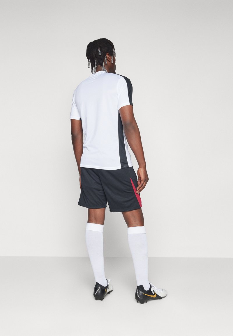 Nike Performance Nike Performance FC BARCELONA STRIKE SHORT - Club wear Wochenangebot