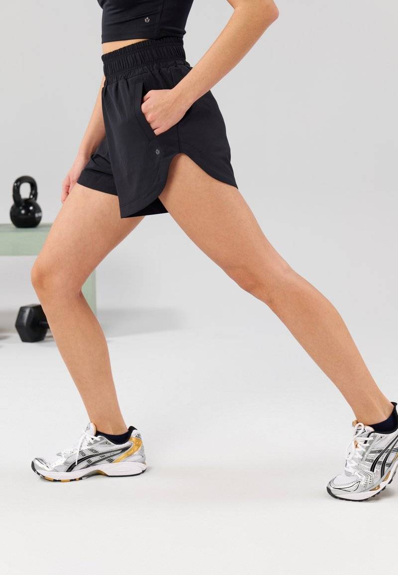 Even&Odd active Even&Odd active Sports shorts - black Begrenzte Freigabe