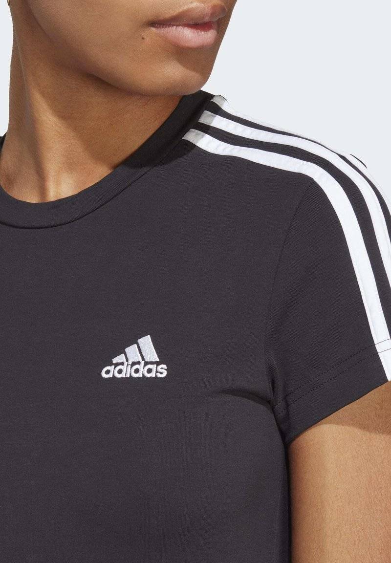 adidas Sportswear adidas Sportswear ESSENTIALS 3-STRIPES SINGLE FITTED - Jersey dress - black white Letzter Tag