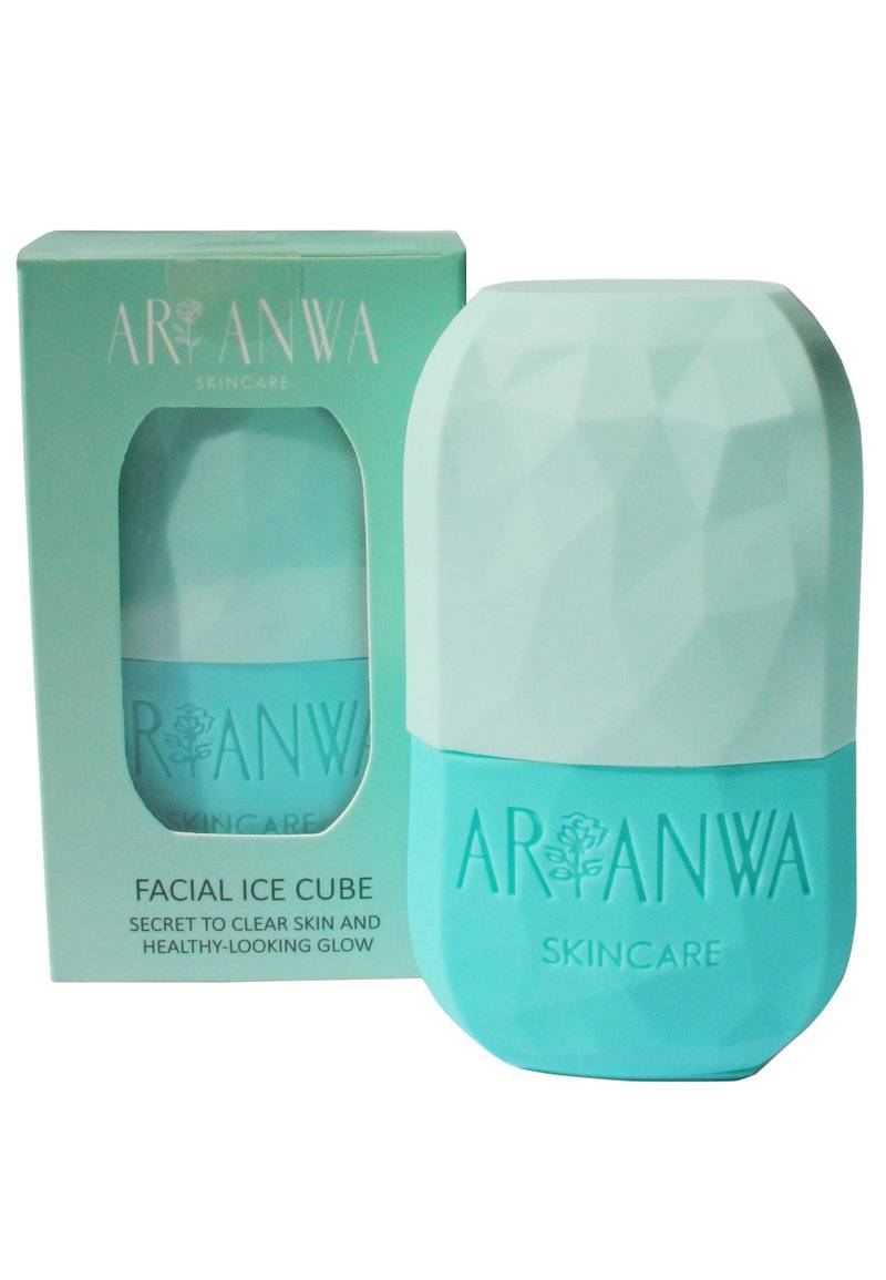 ARI ANWA Skincare ARI ANWA Skincare FACIAL ICE CUBE - MASSAGE ROLLER TOOL - Skincare tool - fresh blue Begrenzt auf 3 Tage